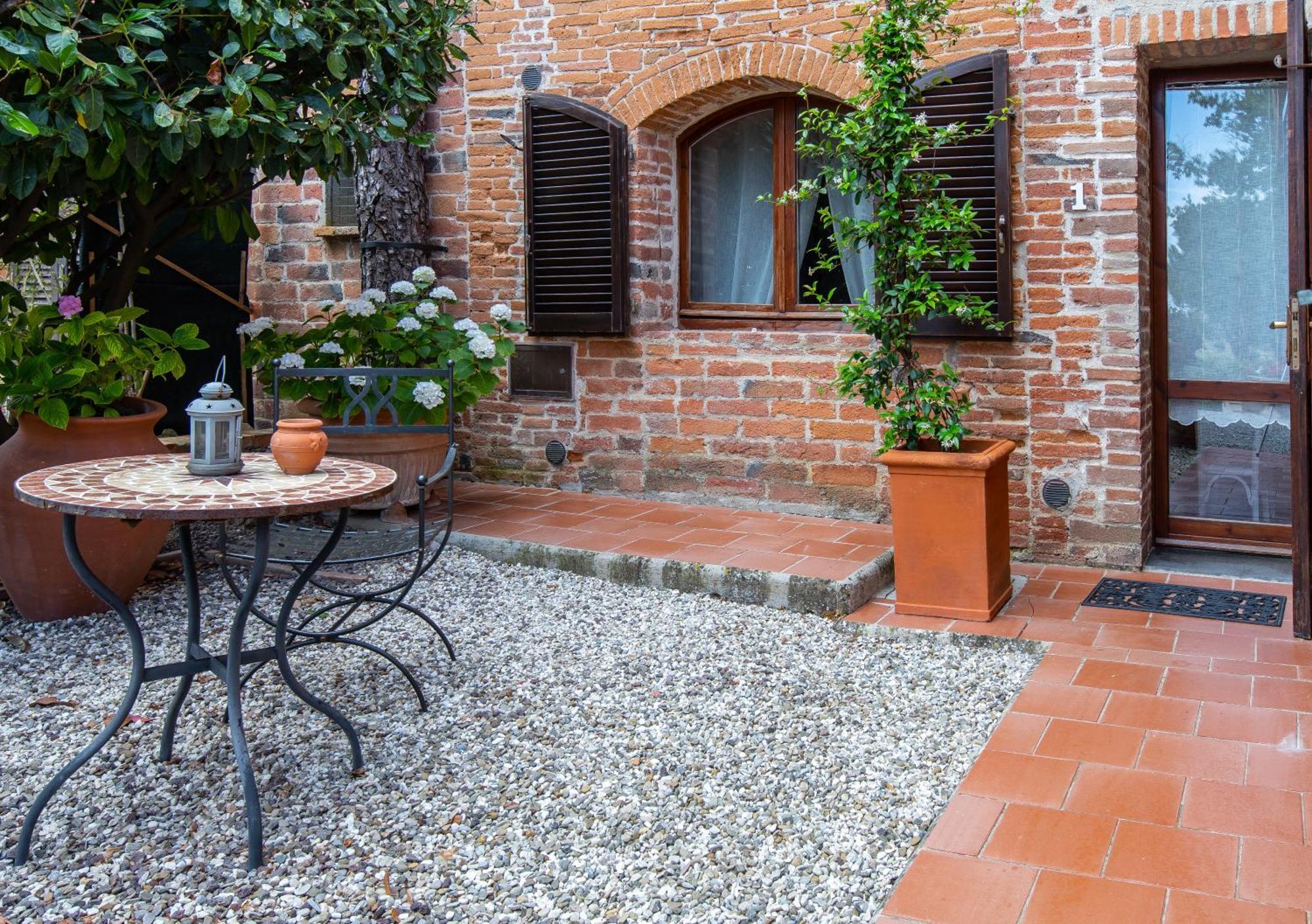 Agriturismo Palazzo Val Del Sasso Villastrada  Εξωτερικό φωτογραφία